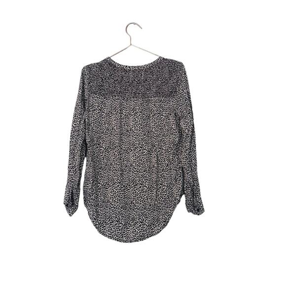 Beachlunchlounge leopard long sleeved blouse size small flowly hi low - Picture 5 of 6